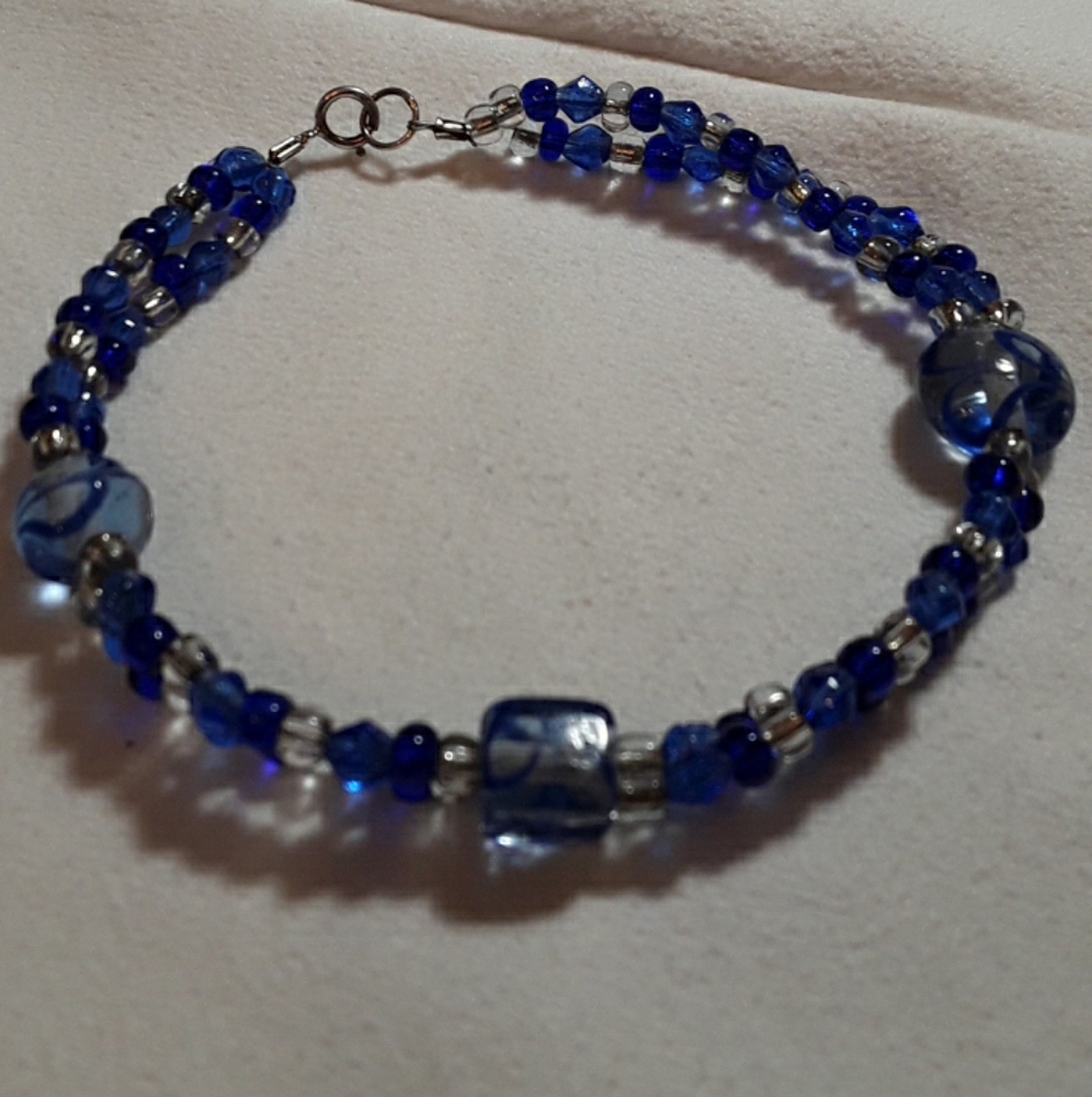 Double row blue beaded bracelet with 925 silver clasp